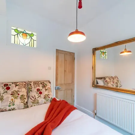 Spacious & Homely Near Lark Lane & Sefton Park Liverpool Exterior photo