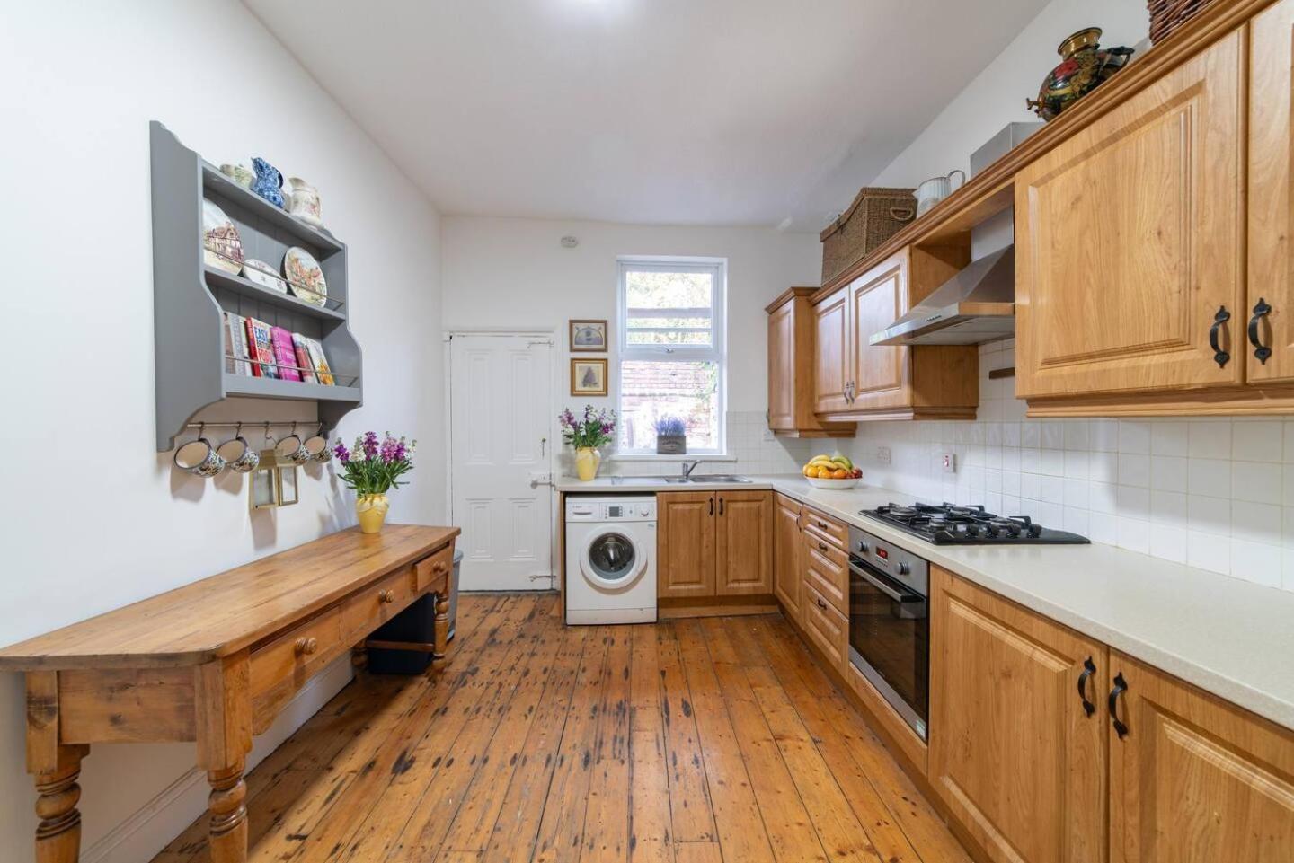 Holiday home Spacious & Homely Near Lark Lane & Sefton Park *